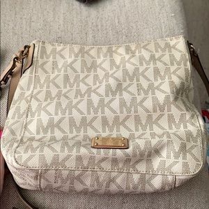 Michael Kors Crossbody